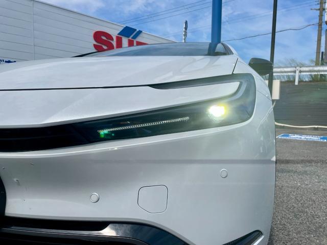Toyota PRIUS 2025