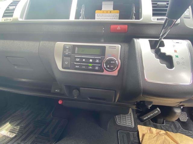 Toyota HIACE WAGON 2025