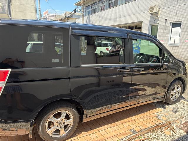 Honda STEPWAGON 2011