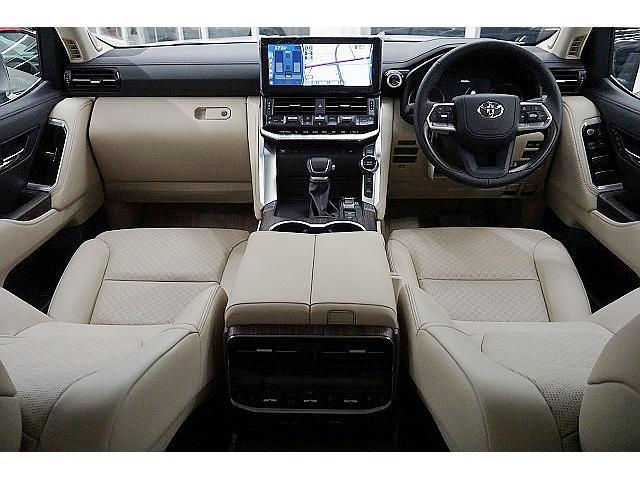Toyota LAND CRUISER 2024