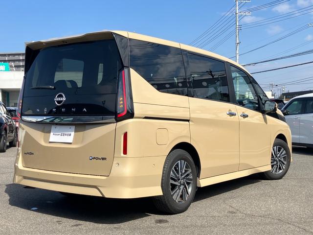 Nissan SERENA 2023