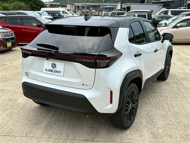 Toyota YARIS CROSS 2025