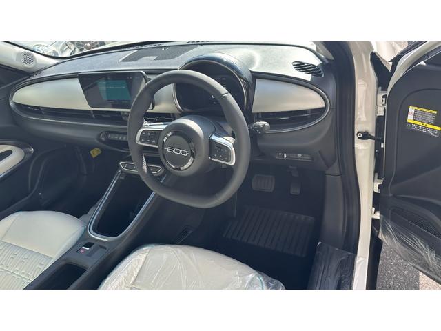 Fiat 600 HYBRID 2025