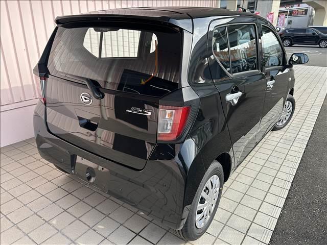 Daihatsu MIRA E:S 2025