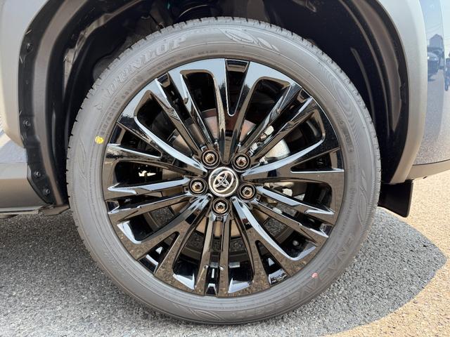 Toyota YARIS CROSS 2026