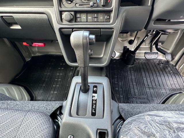 Suzuki SUPER CARRY 2026