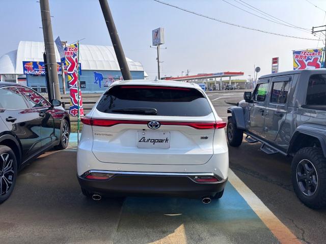 Toyota HARRIER HYBRID 2024