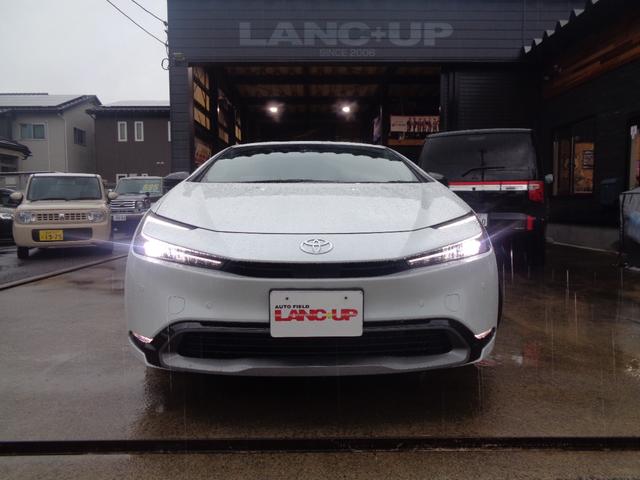 Toyota PRIUS 2024