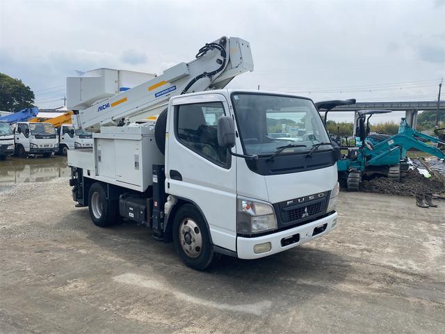Mitsubishi Fuso CANTER 2011