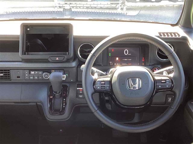 Honda N-BOX CUSTOM 2025