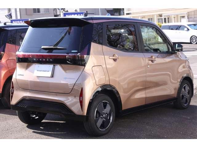 Nissan SAKURA 2024