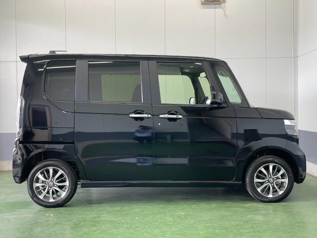 Honda N-BOX CUSTOM 2024