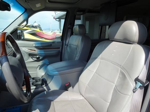 Lincoln LINCOLN NAVIGATOR 2001