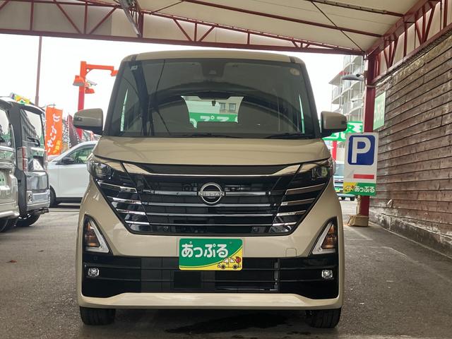 Nissan ROOX 2025