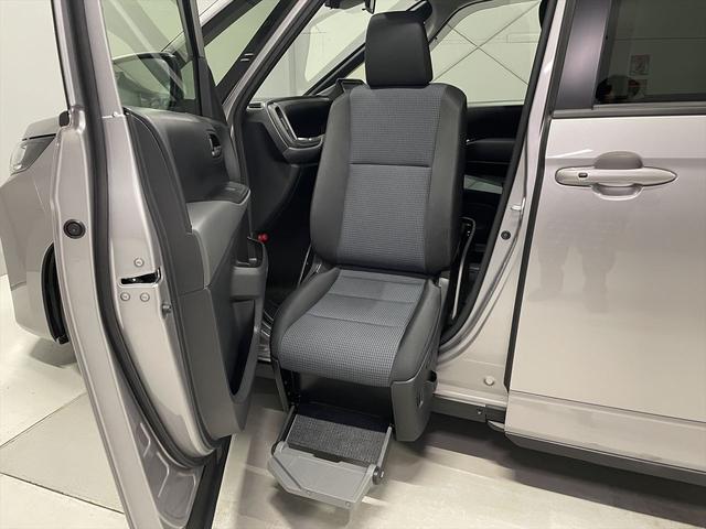 Toyota NOAH 2023