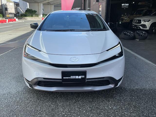 Toyota PRIUS 2025