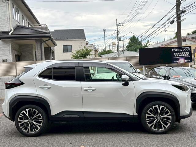 Toyota YARIS CROSS 2022
