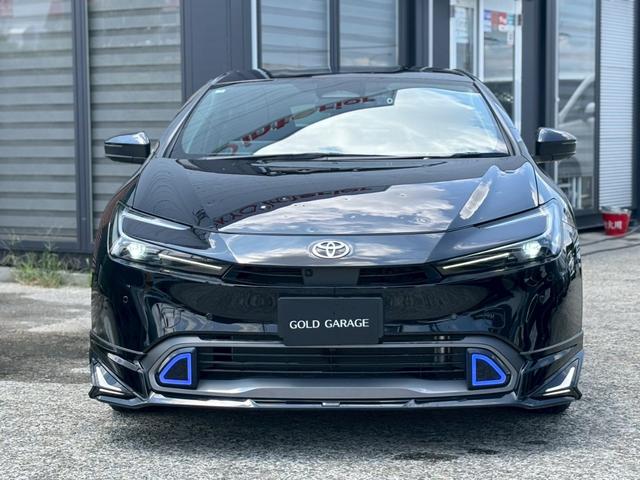 Toyota PRIUS 2025