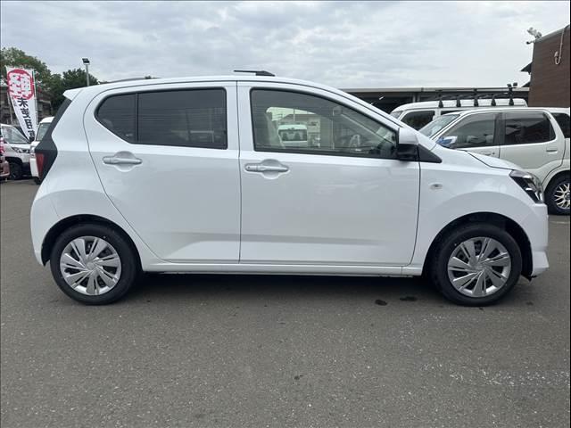 Daihatsu MIRA E:S 2025