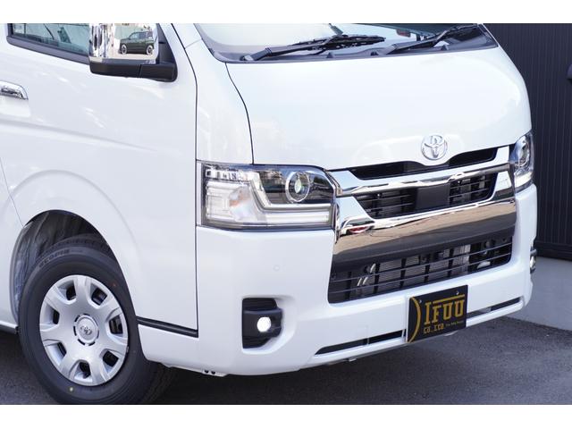 Toyota HIACE VAN 2026