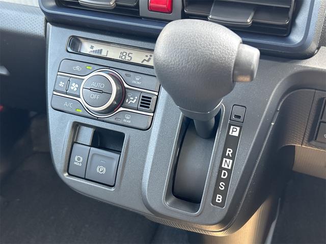 Daihatsu TANTO 2025