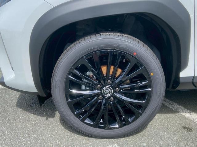 Toyota YARIS CROSS 2025