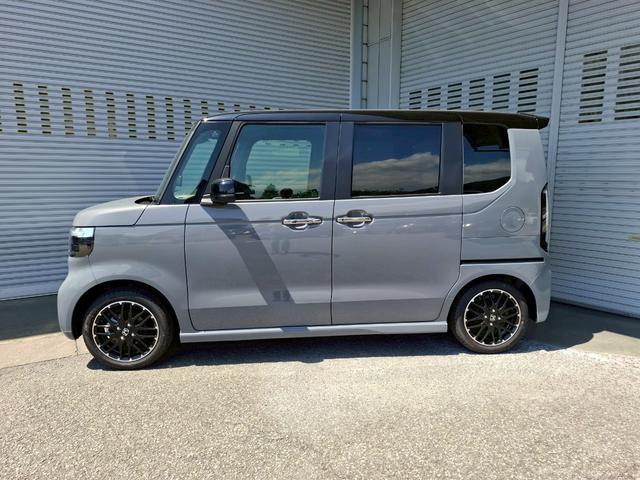 Honda N-BOX CUSTOM 2025