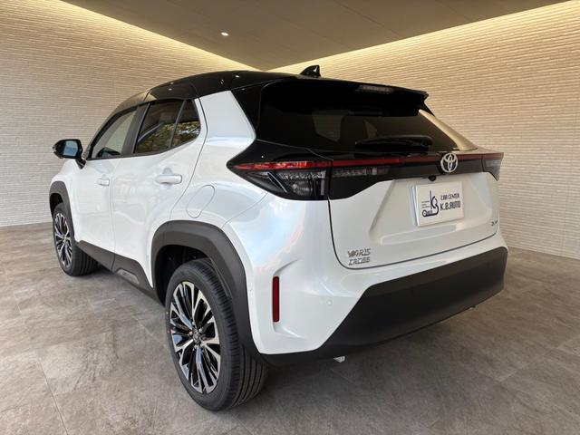 Toyota YARIS CROSS 2026