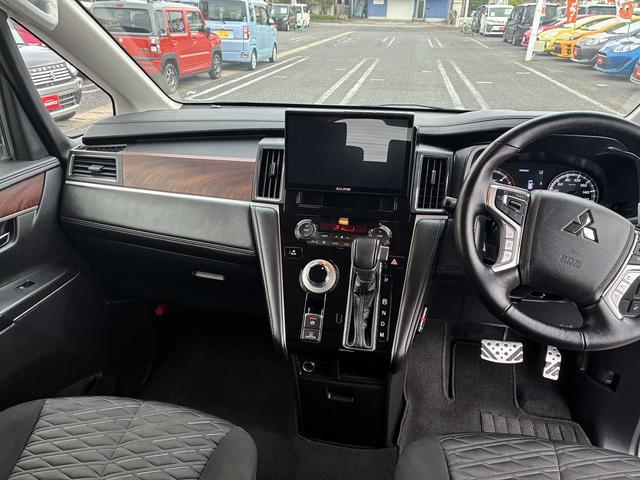 Mitsubishi DELICA D:5 2025