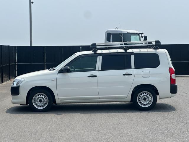 Toyota PROBOX 2024