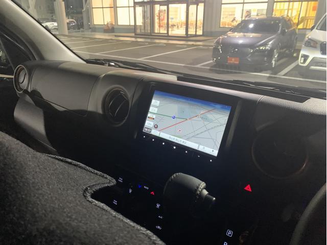 Nissan NV350 CARAVAN VAN 2025