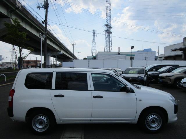 Toyota PROBOX 2022