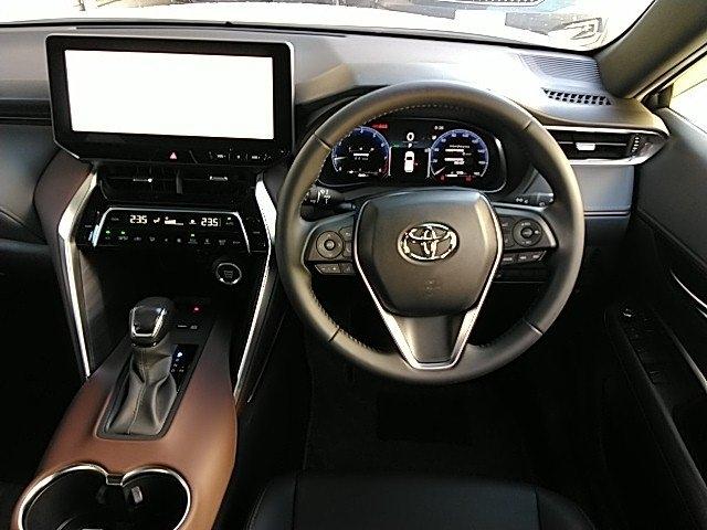 Toyota HARRIER 2023