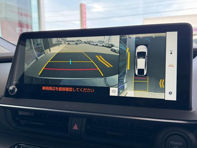 Toyota PRIUS 2025