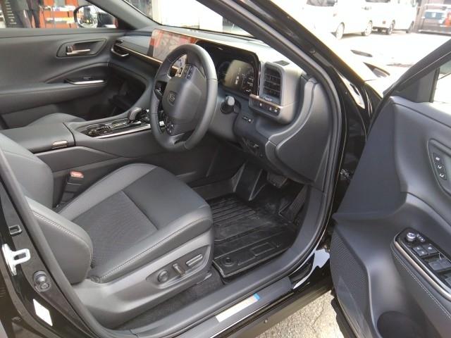 Toyota CROWN SPORT 2025