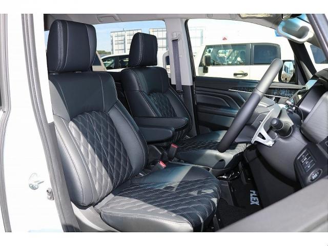 Mitsubishi DELICA D:5 2025