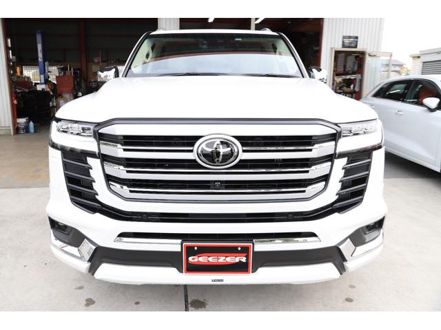 Toyota LAND CRUISER 2023