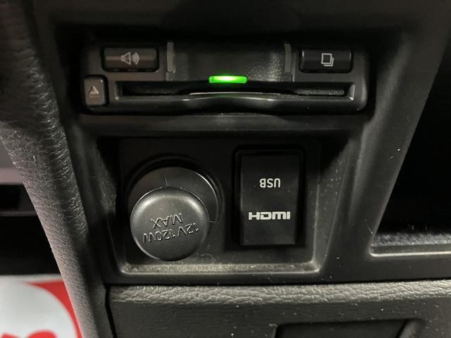 Mitsubishi DELICA D:5 2021