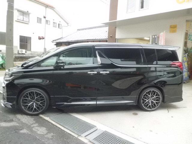Toyota ALPHARD 2021
