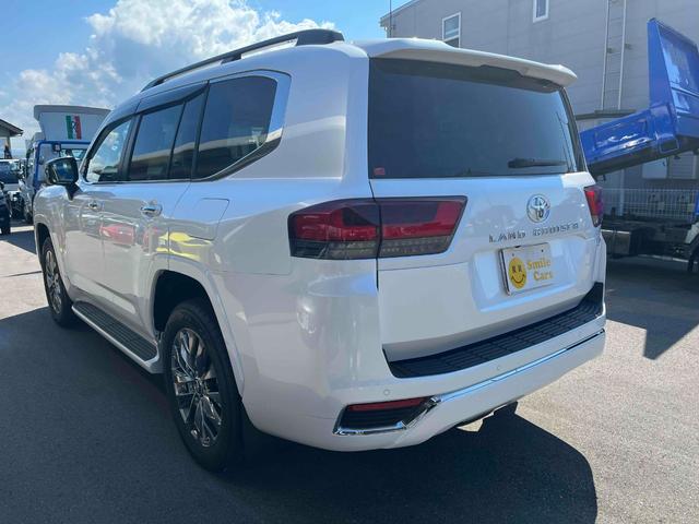 Toyota LAND CRUISER 2023