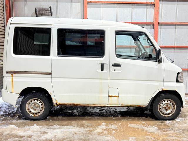 Nissan CLIPPER VAN 2013