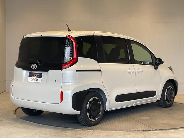 Toyota SIENTA 2025