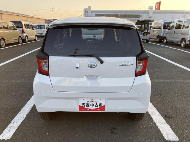 Daihatsu MIRA E:S 2025