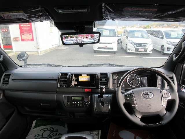 Toyota HIACE VAN 2025