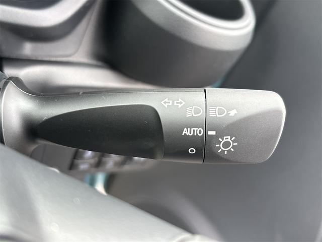 Daihatsu MIRA E:S 2024