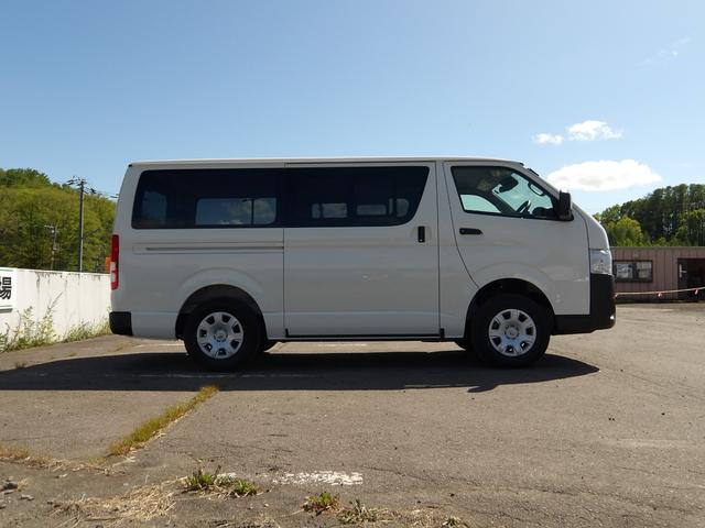 Toyota HIACE VAN 2026