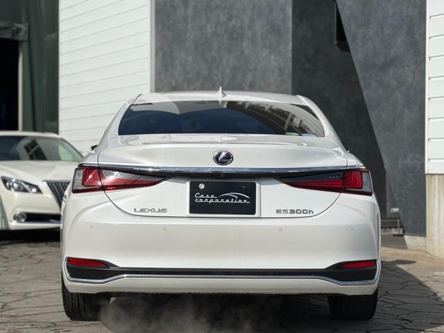 Lexus ES 2019