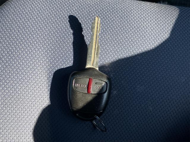 Mitsubishi MINICAB VAN 2012