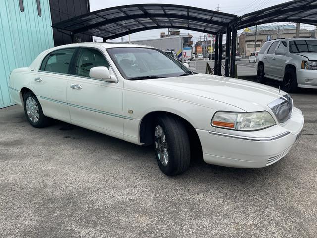 Lincoln LINCOLN TOWNCAR 2007