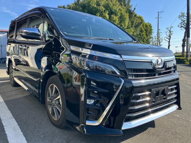 Toyota VOXY 2019